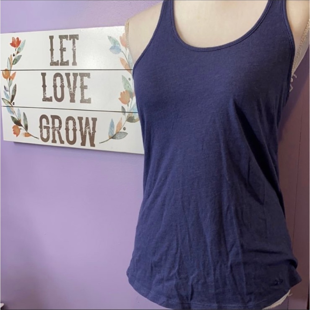 Under armour work out tank top small